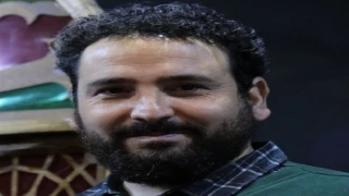 کارگردان نمایش عاشورایی «قمر قبیله»

با عشق عاشورایی چراغ این خانه را روشن نگه داشته‌ایم