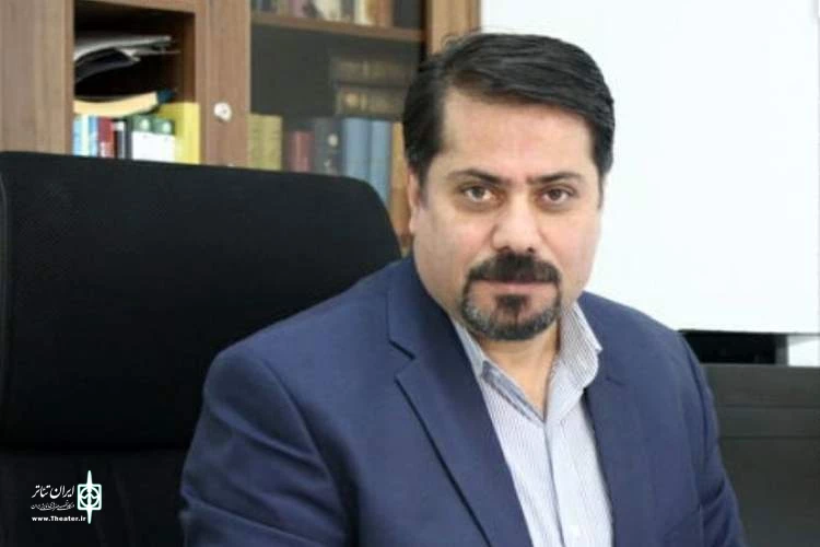هنرمندان همواره آیینه تمام‌نمای جامعه خود بوده‌اند  2