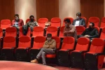 انجمن هنرهای نمایشی استان قم از هنرمندان تئاتر خیابانی تقدیرکرد. 11