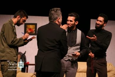 مراسم کاملا آبرومندانه