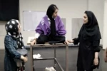 به عنوان یک تئاتری فعال در استان قم می گویم که نسبت به استان های دیگر یک گام جلوتریم 6