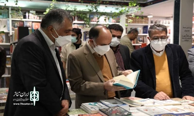 کتابگردی سرپرست معاونت امور هنری به مناسبت هفته کتاب و کتابخوانی

تاکید شالویی بر ظرفیت‌های فراوان عرصه هنر در بخش‌های تاریخ و پژوهش