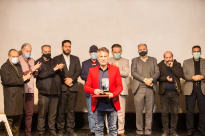 با اعلام برگزیدگان جشنواره تئاتر قزوین

«زندگی سگ مرده» و  «پروانه الجزایری» به جشنواره تئاتر فجر معرفی شدند
