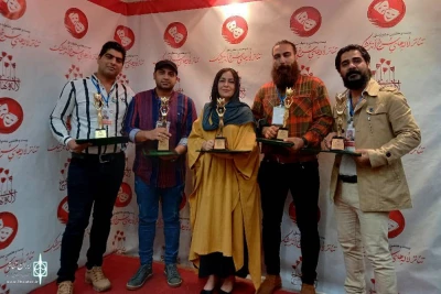 نماینده استان فارس هفت جایزه جشنواره لاله‌های سرخ اندیمشک را به خانه برد

درخشش شیرازی ها با «استرالیا» در اندیمشک