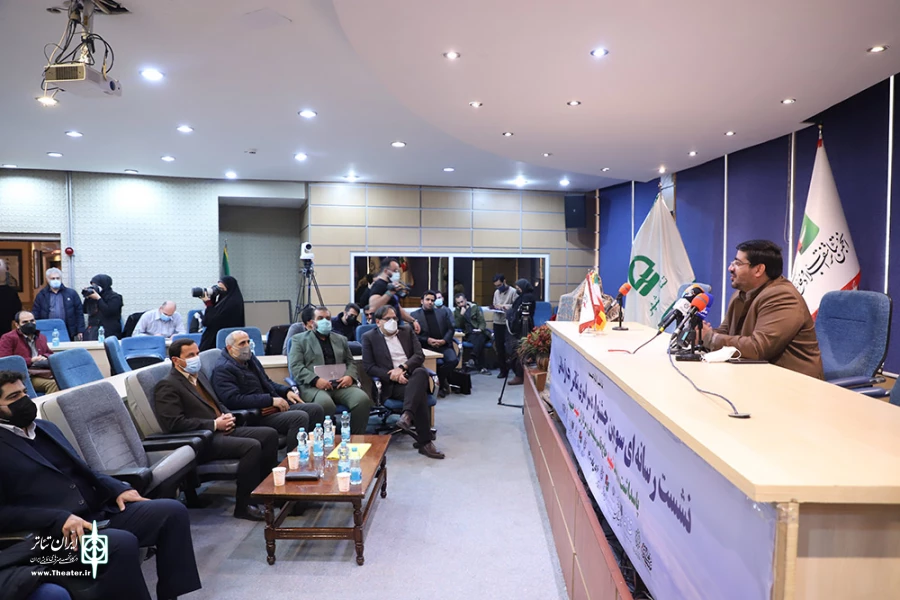 استقبال بی‌نظیر هنرمندان سراسر کشور از اندیشه‌های سردار سلیمانی
باید جشنواره‌ای در تراز شخصیت متعالی سردار سلیمانی داشته باشیم
جشنواره در بیان شأن و منزلت سردار سلیمانی پیشگام بوده 2