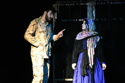 عاشقانه‌های یک کولبر کرد در تالار محراب

اجرای نمایش «هوزان» به ایران تئاتر تقدیم شد