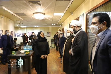 مراسم تقدیر از عوامل نمایش خاموشان