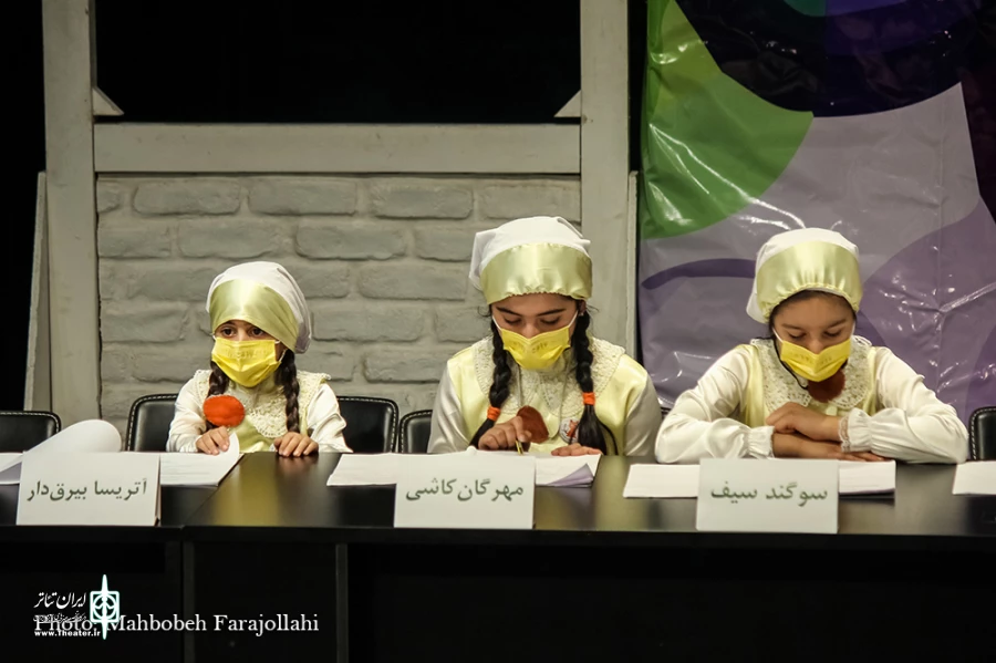 مریم کاظمی: نمایشنامه‌خوانی نیاز به آموزش دارد 5