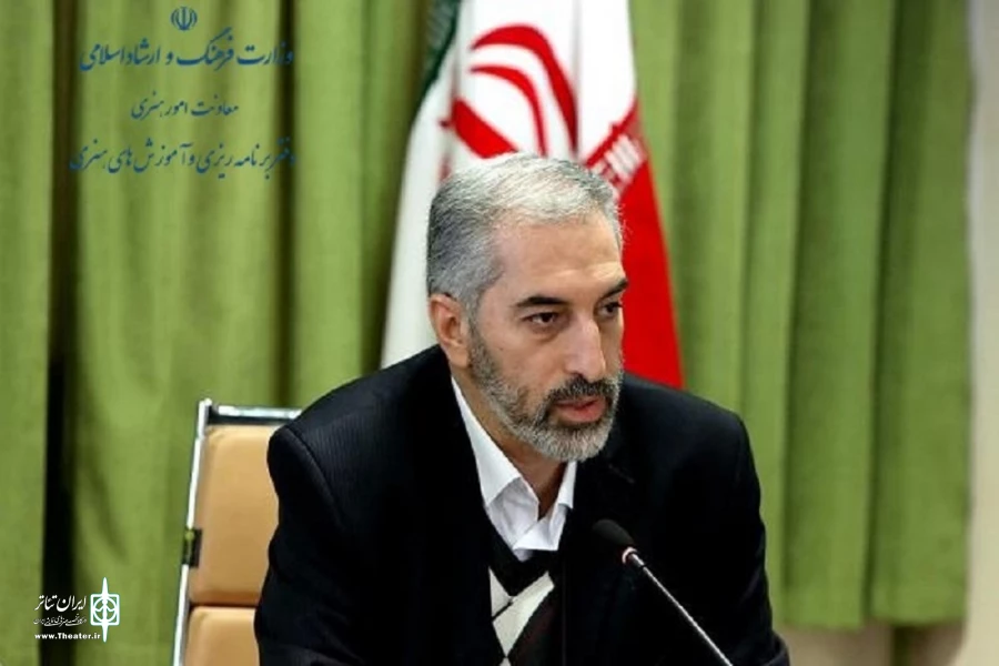 بازدید معاون امور هنری از مراحل برگزاری آزمون‌های مهارت‌آموزی در بخش فرهنگ و هنر 2