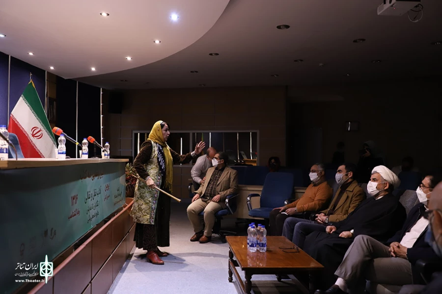 مراسم رونمایی از تازه‌ترین آثار دفتر پژوهش آموزش و انتشارات نمایش اداره‌کل هنرهای نمایشی