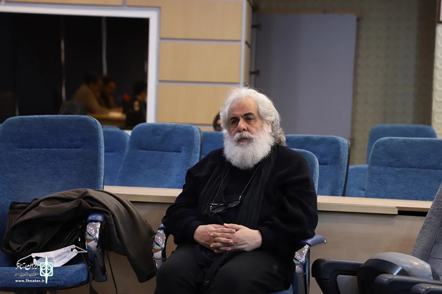 مراسم رونمایی از تازه‌ترین آثار دفتر پژوهش آموزش و انتشارات نمایش اداره‌کل هنرهای نمایشی