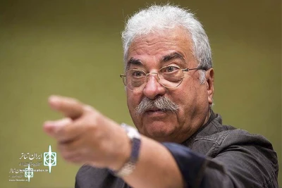 Director Hadi Marzban’s troupe rehearsing for political romance “Dr. Noon”