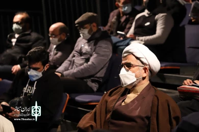 بازدید قادر آشنا از تئاتر فجر