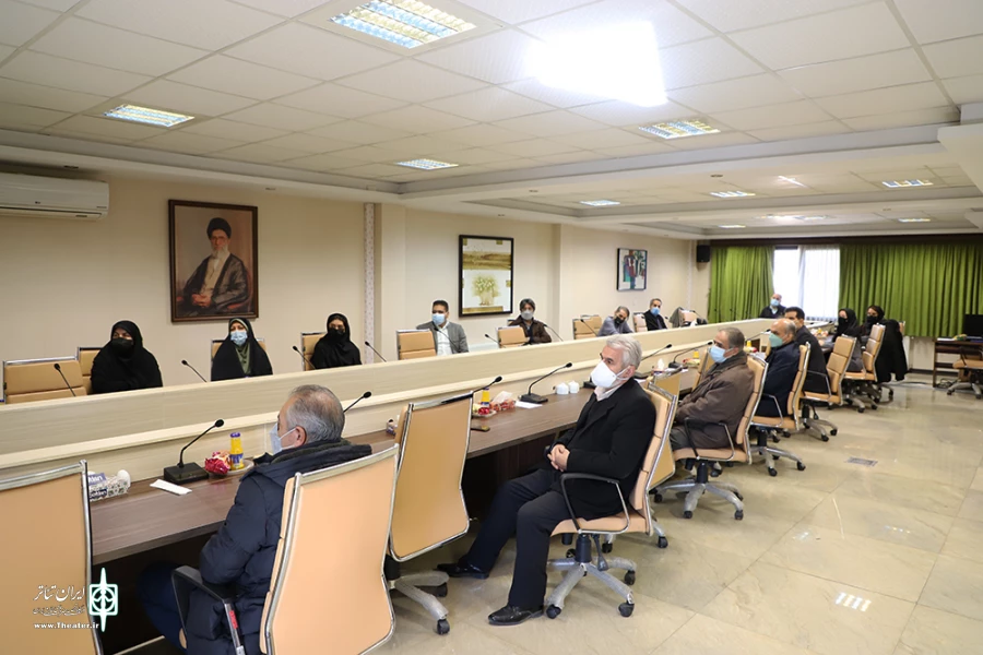 تجلیل از  ایثارگر و جانباز اداره کل هنرهای نمایشی
