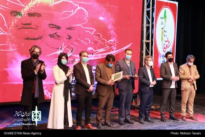 با اعلام آرای داوران:

برگزیدگان نخستین جشنواره ملی تئاتر سردار عشق معرفی شدند