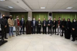 نشست  هنرمندان و مسئولان تئاتری اقلیم کردستان کشور عراق حاضر در جشنواره با قادر آشنا