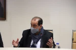 نشست  هنرمندان و مسئولان تئاتری اقلیم کردستان کشور عراق حاضر در جشنواره با قادر آشنا