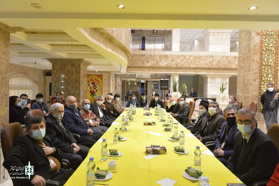 دیدار و گفتگو قادر آشنا با هنرمندان تاجیکستان