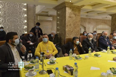 دیدار و گفتگو قادر آشنا با هنرمندان تاجیکستان