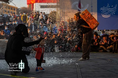 مرغ همسایه غاز نیست
