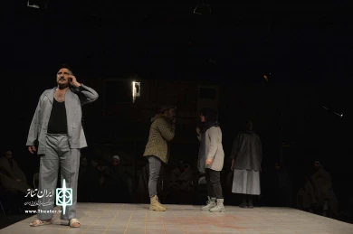 پشت دیوار قدیمی کشتارگاه