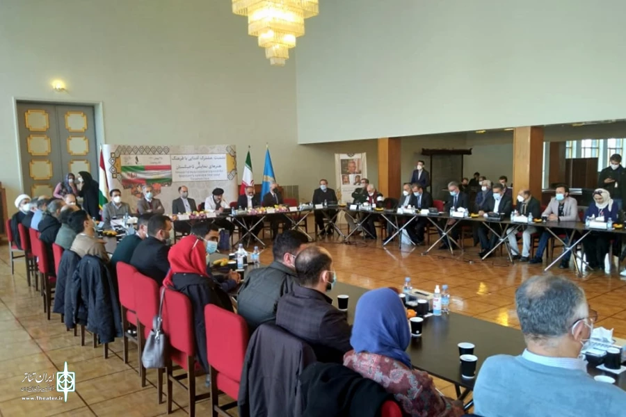تئاتر بدون حضور تماشاگر مقوله فرهنگی نمی‌شود 2