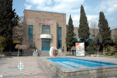 اجرای دو نمایش در تماشاخانه استاد انتظامی

«با ریتم برف‌پاک‌کن» و «دراماتورژ» از اول اسفند روی صحنه می‌روند