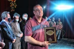بیست و یکمین جشنواره تئاتر سراسری پسامهر با اعلام برگزیدگان به کار خود پایان داد 8