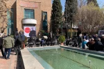 خوابم شکست و مردم چشمم به خون نشست
وداع با علیرضا غفاری، انسانی که مظهر امید بود 9