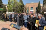 خوابم شکست و مردم چشمم به خون نشست
وداع با علیرضا غفاری، انسانی که مظهر امید بود 10