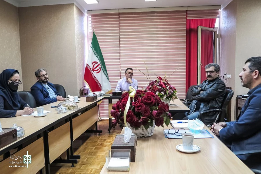 برنامه روزملی هنرهای نمایشی با همفکری خانه تئاتر انجام می شود 2