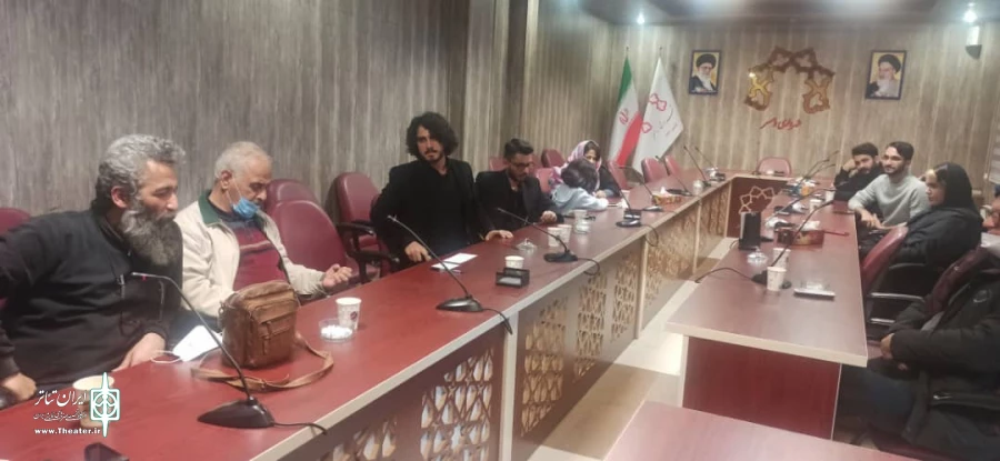 نشست صمیمانه نایب رئیس هیئت مدیره موسسه هنرهای نمایشی مازندران 5