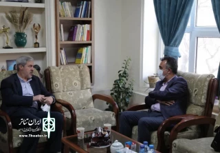 کاظم نظری در نشست مشترک با مدیرکل فرهنگ و ارشاد اسلامی آذربایجان شرقی :

جشنواره تئاتر ترکی می‌تواند نقش تاثیرگذاری در دیپلماسی فرهنگی کشور داشته باشد