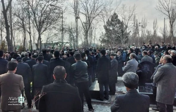 چاووش شعر و نمایش اردبیل در بهشت زهرا آرام گرفت 2