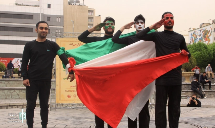 تئاتر انقلاب می تواند از رشد کمی و کیفی بیشتری برخوردار شود 5