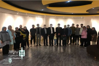 Azna Governor supports the theater