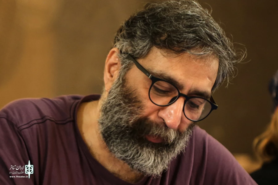 «به گزارش زنان تروا» روی صحنه می‌رود 2