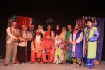 خبرنگاران، عکاسان و هنرمندان به پارک لاله می‌روند 2