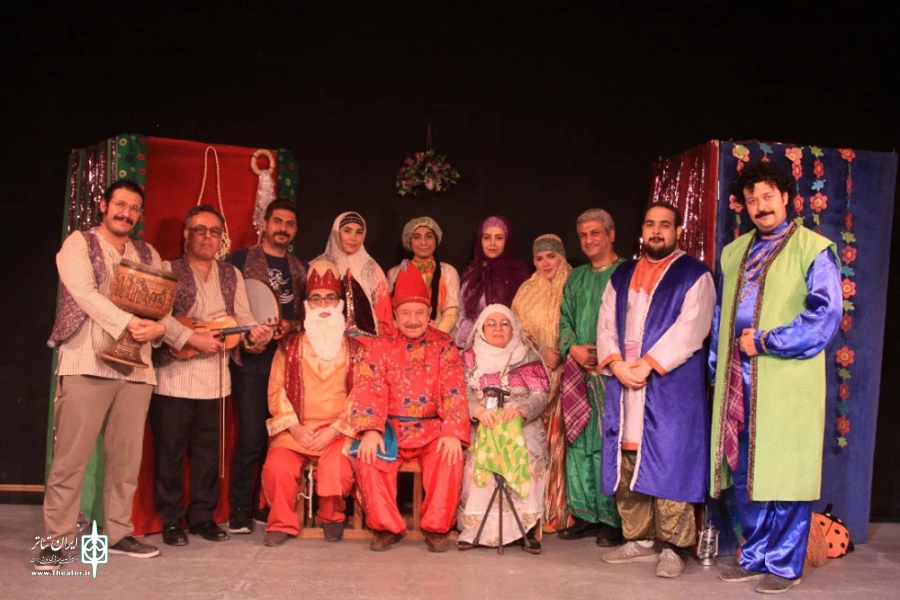 خبرنگاران، عکاسان و هنرمندان به پارک لاله می‌روند 2