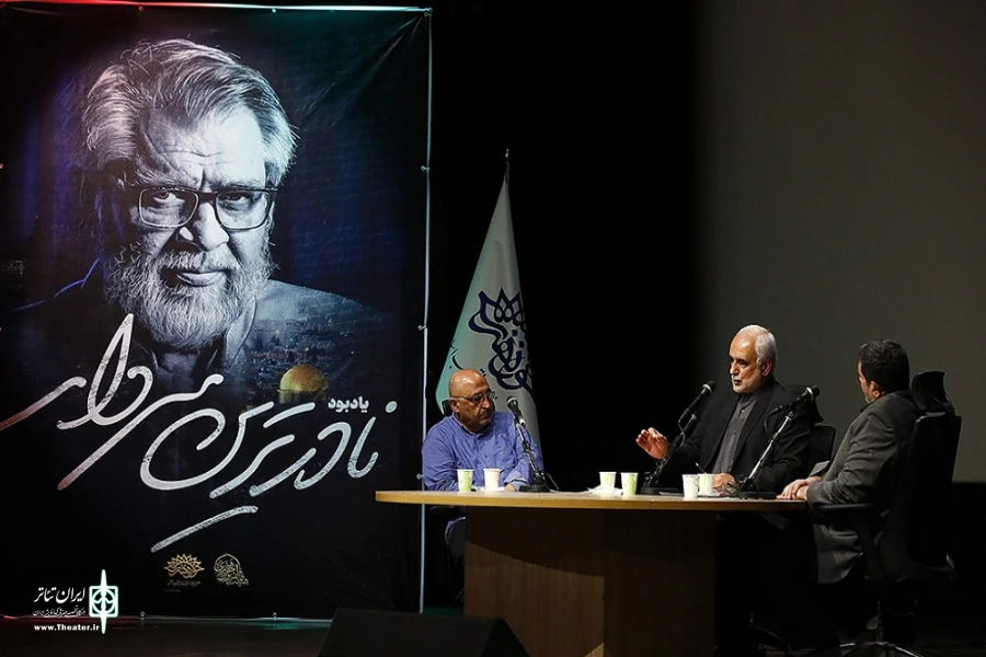 شاه‌حسینی: طالب‌زاده خادم و زبان بین‌المللی رسانه‌ای انقلاب بود
 بحرانی: حاج نادر شکارچی ایده و فکر بود
 قدیریان: طالب‌زاده با تکیه بر عاشورا رستگار شد
 2