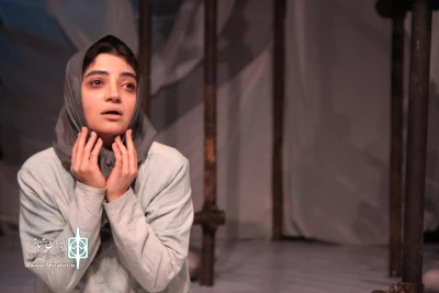 گفت‌وگو با بازیگر نمایش «بی چرا زندگان»

یلدا عباسی: بازی در نقش یک خبرنگار روان‌پریش، چالش‌برانگیز بود