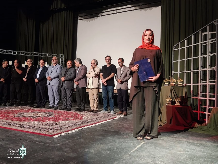 دومین جشنواره استانی تئاتر نهال شهرستان میاندوآب برگزیدگان خود را شناخت. 7