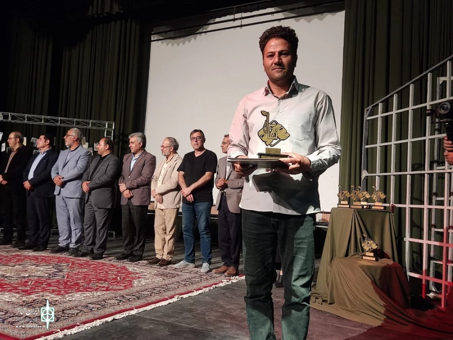 دومین جشنواره استانی تئاتر نهال شهرستان میاندوآب برگزیدگان خود را شناخت. 9