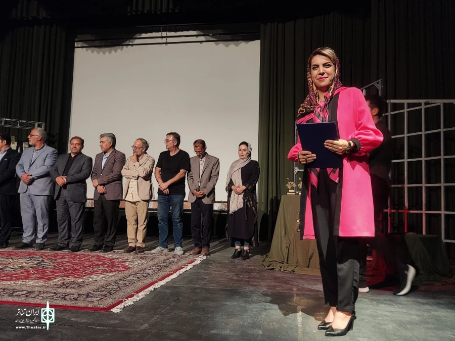 دومین جشنواره استانی تئاتر نهال شهرستان میاندوآب برگزیدگان خود را شناخت. 14