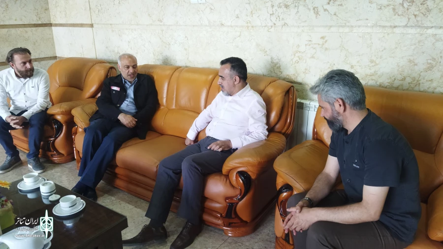 انجمن‌های کشور باید از اوضاع روز کشور نیاز سنجی کرده و تولید نمایش کنند/اقتصاد هنری باید جدی گرفته شود 5