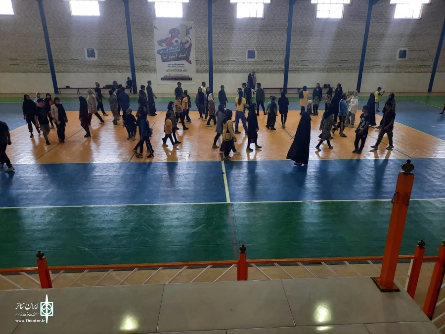 کارگاه آموزشی تئاتر در شهرستان استهبان به پایان رسید  2