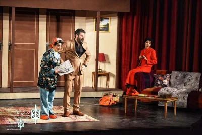 Alireza Koushk- Jalali directs Michael Frayn’s Noise Off