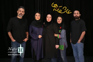 اجرای زنده حمیدرضا ترکاشوند و امیر عظیمی در نمایش عاشقانه‌ها