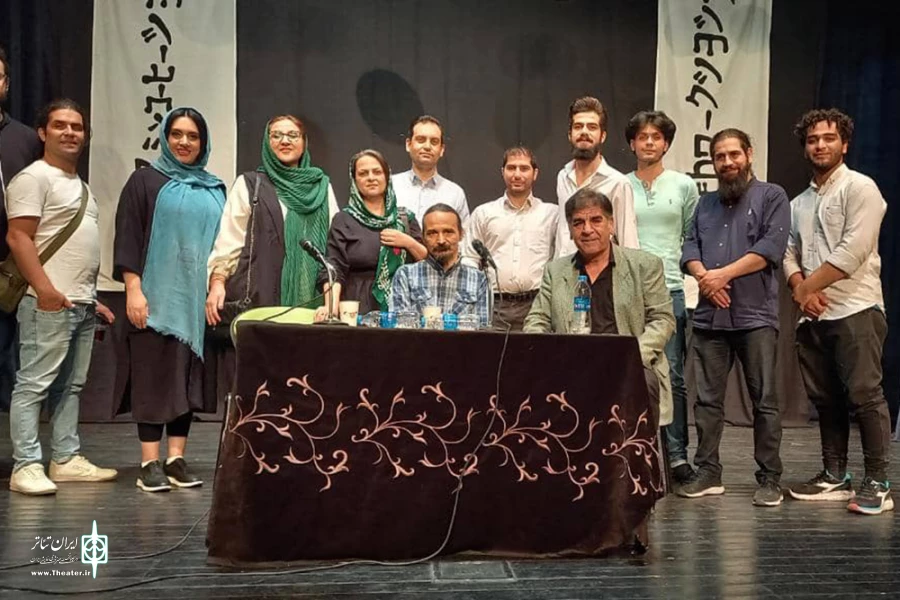 جلسه نقد و بررسی نمایش «مبارک در ژاپن»
