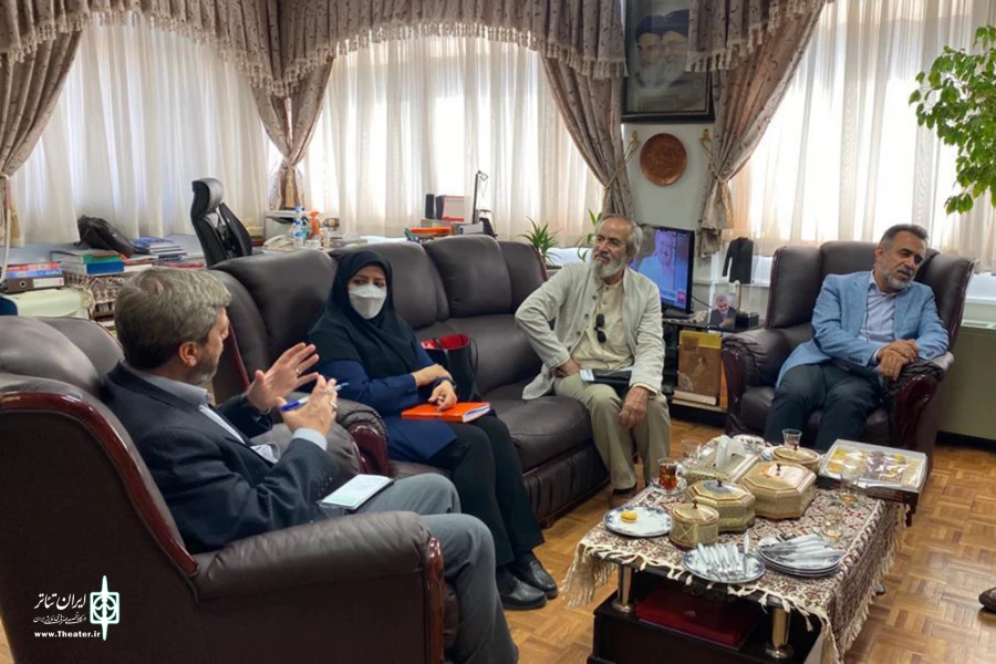 هم‌اندیشی مدیرکل هنرهای نمایشی با مدیرکل همکاری‌های فرهنگی سازمان فرهنگ و ارتباطات اسلامی
